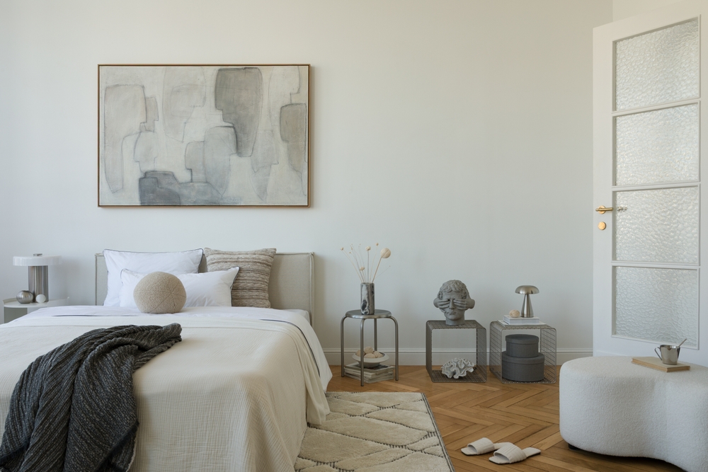 Interior view of a contemporary bedroom with sculptural accents